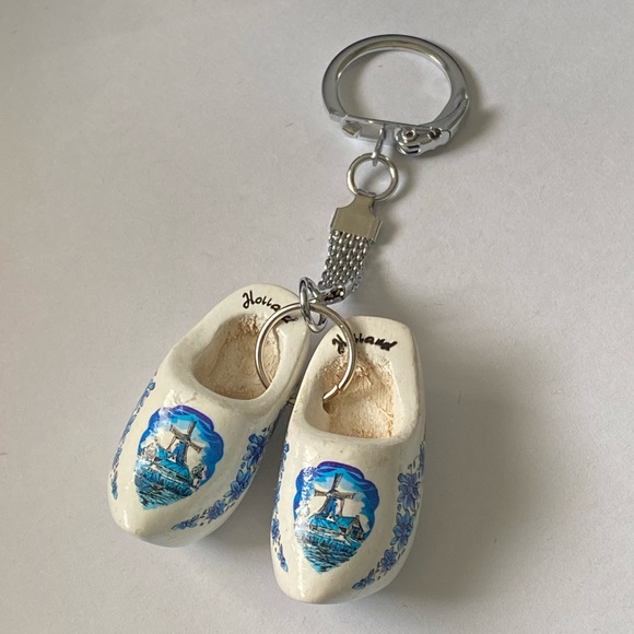 Vintage Accessories - Vintage Holland White and Blue Wooden Clogs Keychain